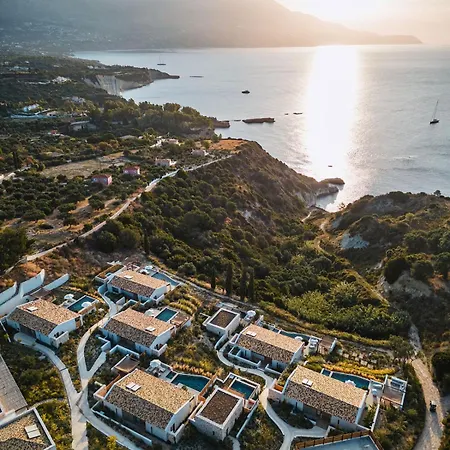Eliamos & - Relais & Chateaux Hotel 5*