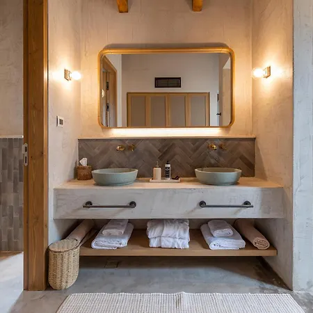 Eliamos & - Relais & Chateaux