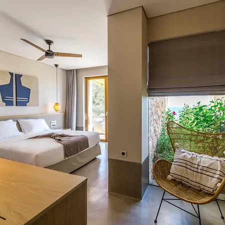 Eliamos & - Relais & Chateaux Hotel 5*