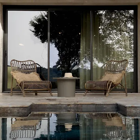 Eliamos & - Relais & Chateaux Hotel 5*