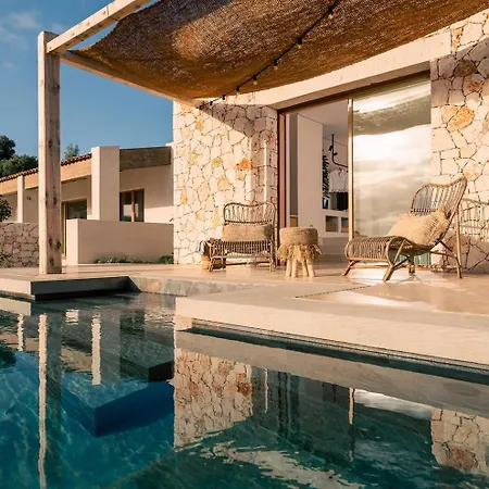 Eliamos & - Relais & Chateaux Hotel 5*