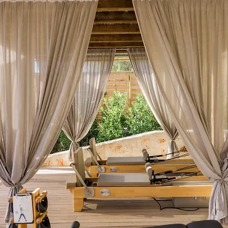 Hotel Eliamos & 5*