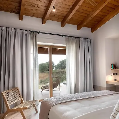 Hotel Eliamos & - Relais & Chateaux 5*