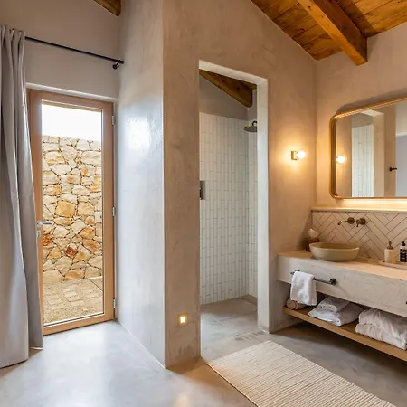 Eliamos & - Relais & Chateaux Hotel 5*